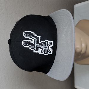 San Antonio Spurs Mitchell & Ness 8-bit two-tone cap